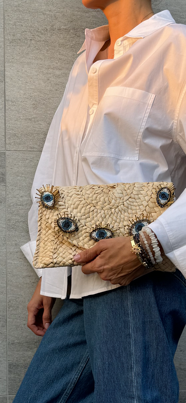 Blue Eyes clutch  image 1