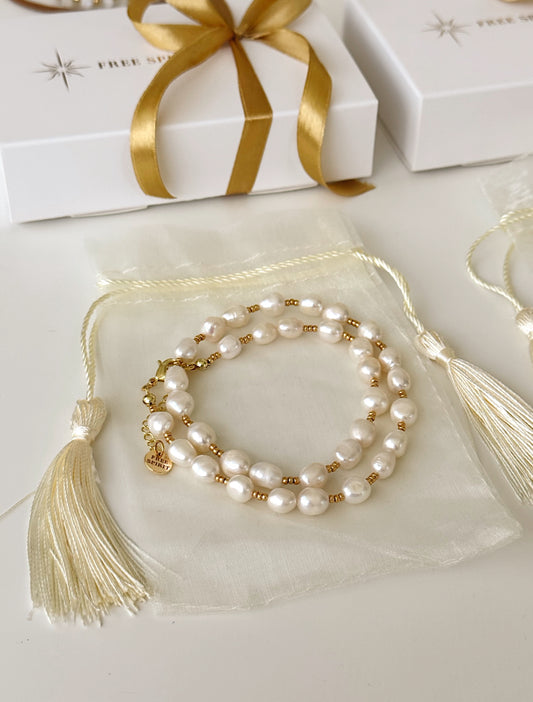 Modern Pearl necklace