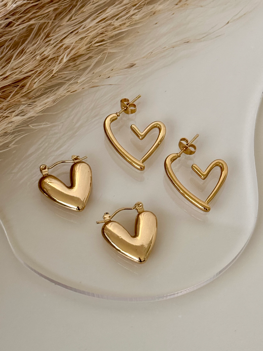 Heart hoop earrings set image 0