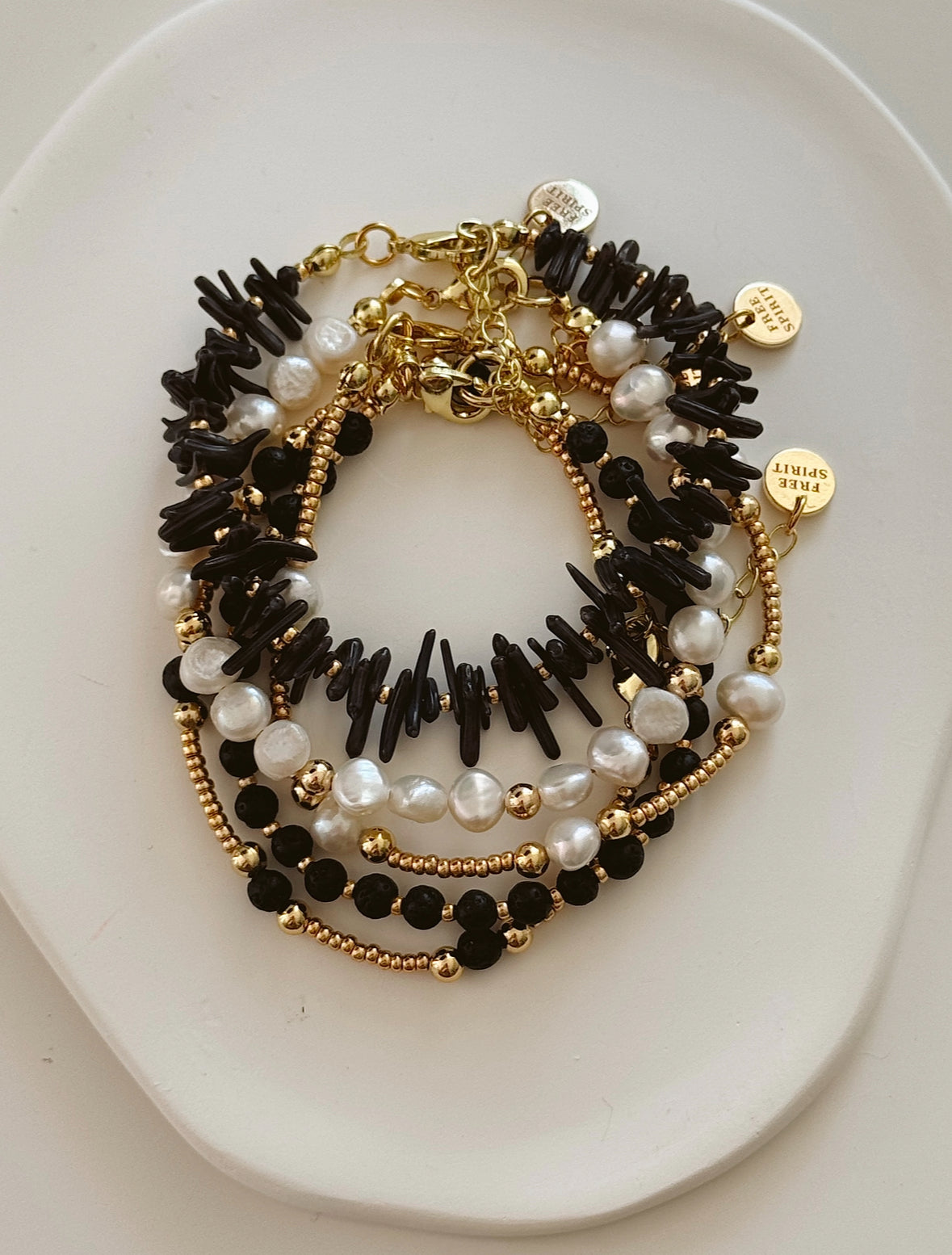 Eclipse essence - set of three bracelets image 3