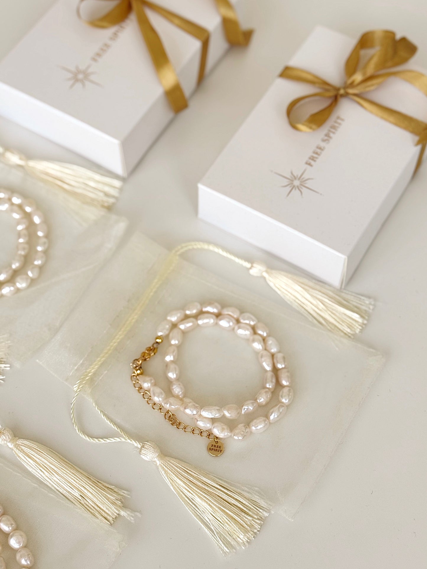 Essential Pearl Necklace