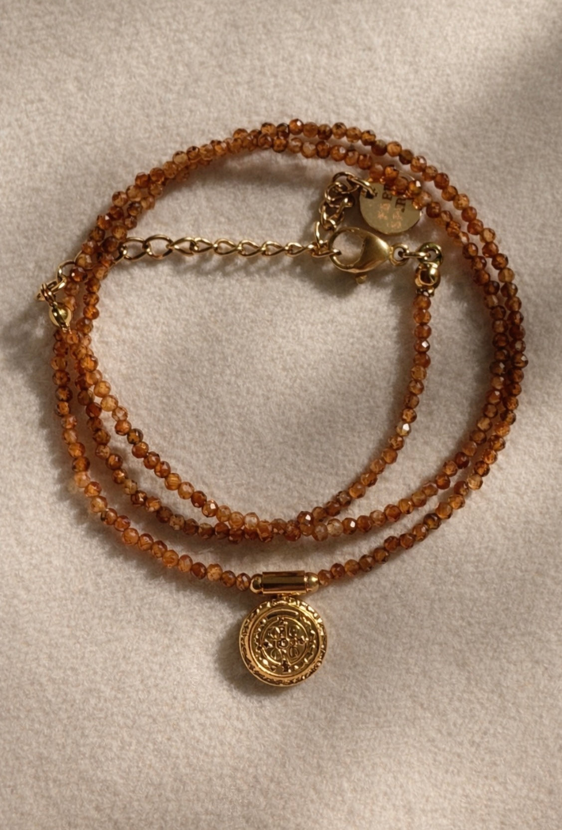 Poise necklace - Coin - Sunstone