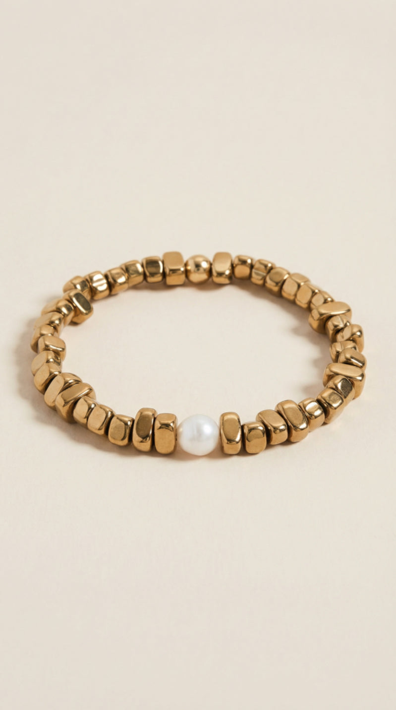 Golden balance bracelet
