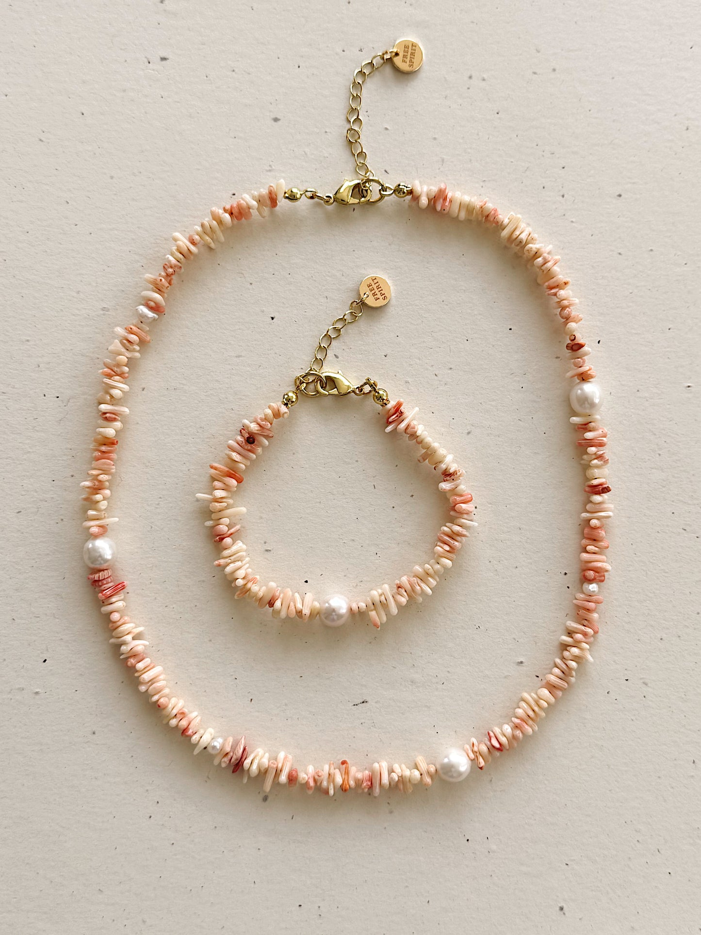 Sun-kissed coral set image 0